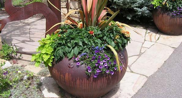 Decorate-Garden-Pots